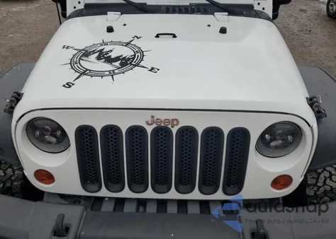 2013 Jeep Wrangler Unlimited Sahara из США, поврежденный, VIN 1C4BJWEG6DL686953